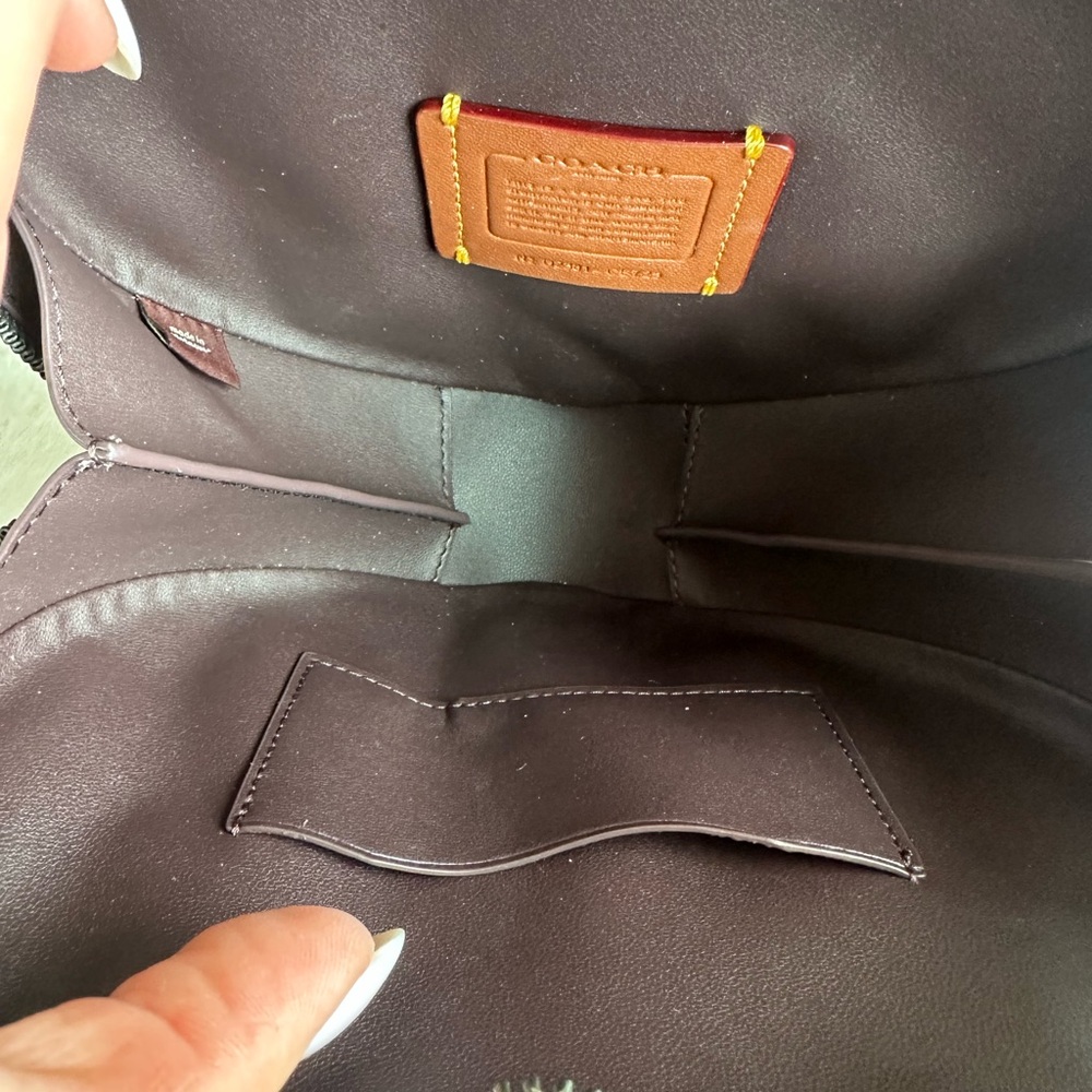 Coach Black Leather Quilted Heart Bag - Picture 4 of 7
